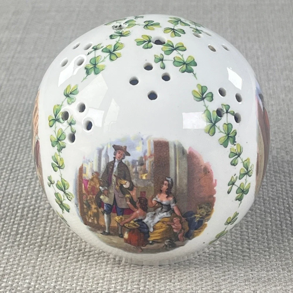 Crovate Potpourri‎ Pomander White Shamrock Vignette Ceramic Sphere Porcelain